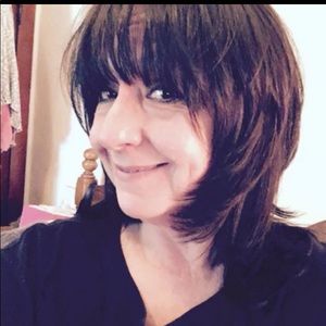 Meet your Posher, Debra